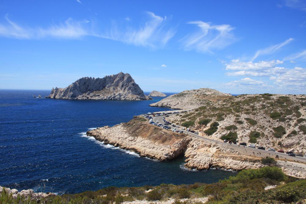 Île Tiboulen de Maïre : la sortie de la Calanque de Callelongue, l'Île Maïre et son Tiboulen