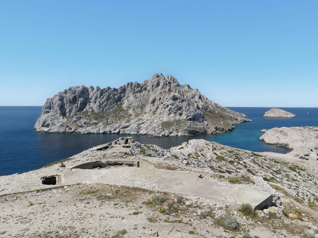 Passage des Croisettes : l'Île Maïre et son Tiboulen, le Passage des Croisettes