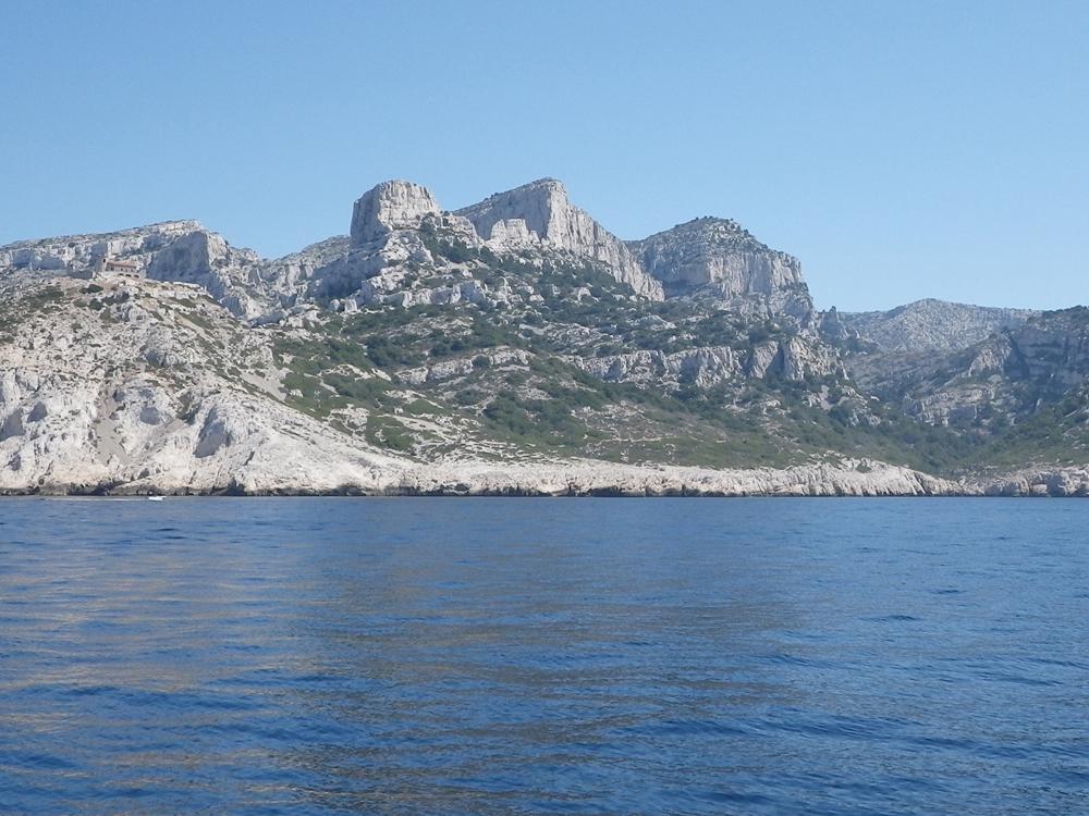 Tête de la Mounine : de gauche à droite la Tête du Trou du Chat, les Rochers des Goudes et de St-Michel, la Tête de la Mounine