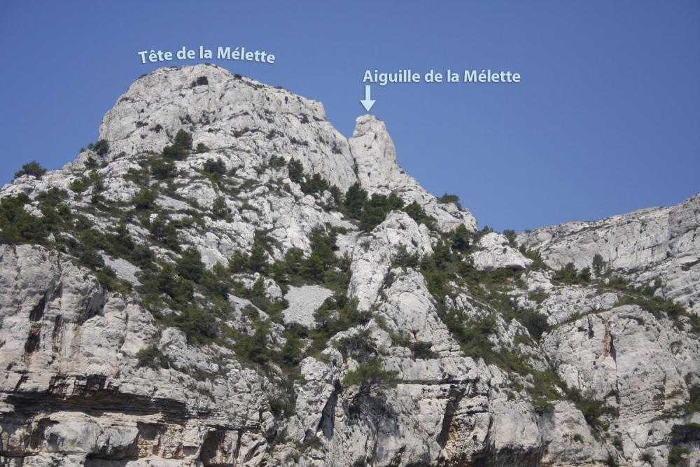 Aiguille de la Mélette : la Tête de la Mélette et son Aiguille vues depuis l'Anse de la Mélette